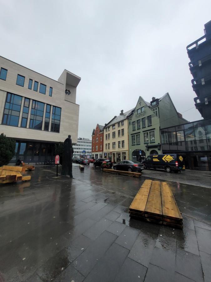 Single Elegant Room I Sentrum- Sea View Ålesund Εξωτερικό φωτογραφία